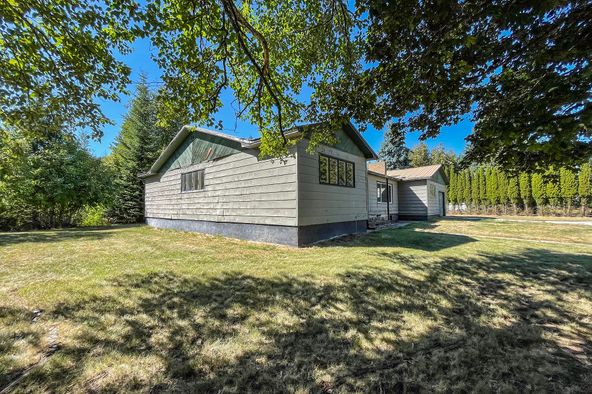 476910 Hwy 95, Ponderay, ID 83852